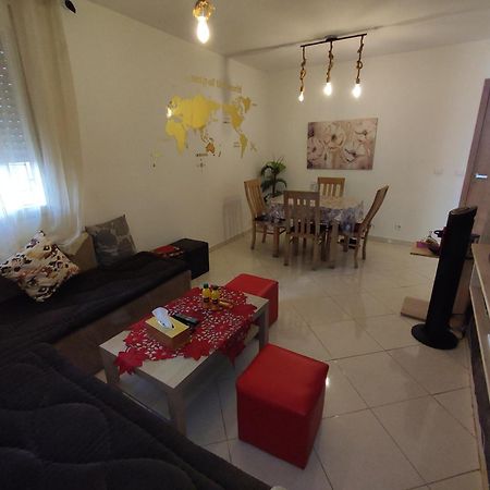 Beautiful Ground-Floor Apartment With Portable Air Conditioning, Parking, And Free Wi-Fi الدار البيضاء المظهر الخارجي الصورة
