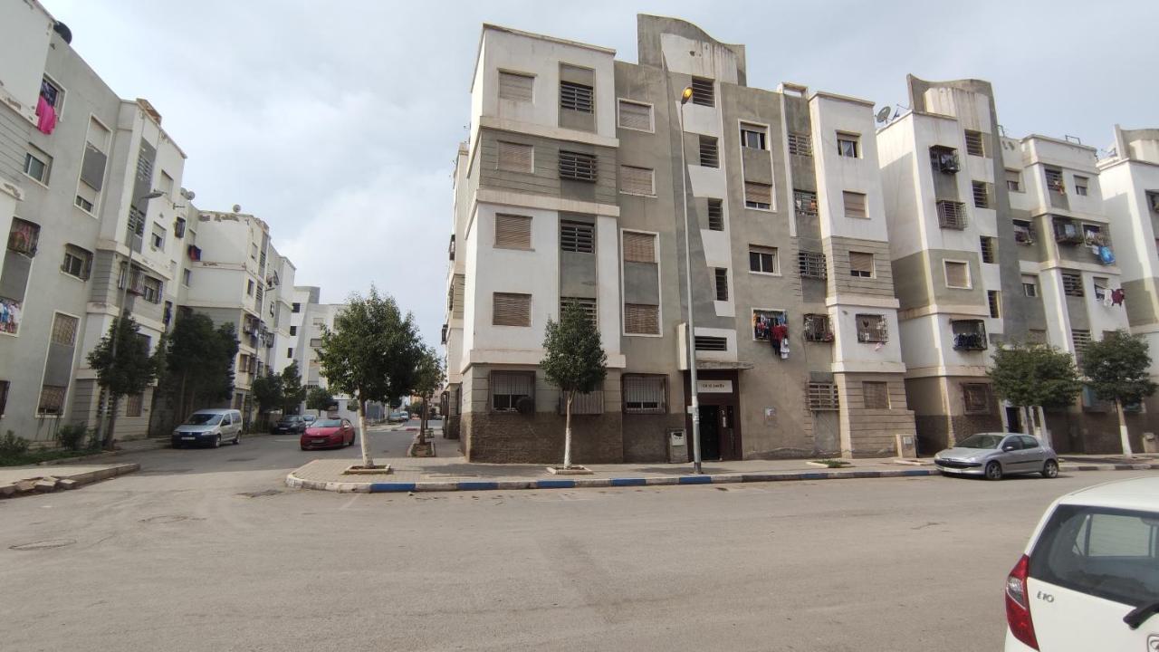 Beautiful Ground-Floor Apartment With Portable Air Conditioning, Parking, And Free Wi-Fi الدار البيضاء المظهر الخارجي الصورة