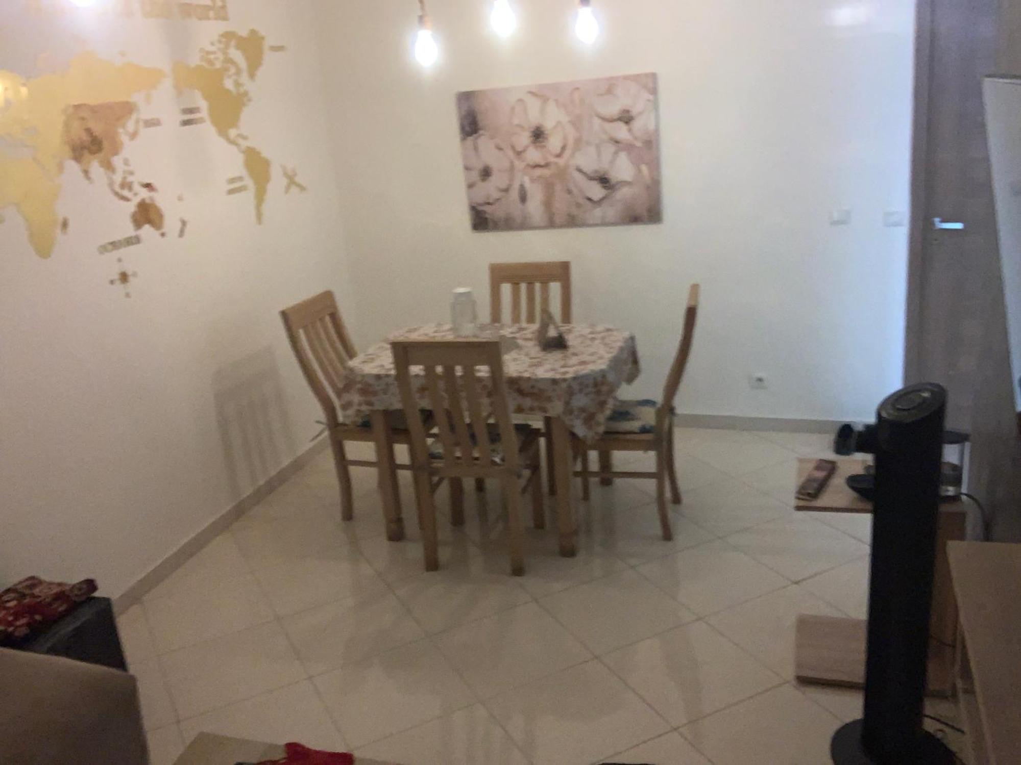 Beautiful Ground-Floor Apartment With Portable Air Conditioning, Parking, And Free Wi-Fi الدار البيضاء المظهر الخارجي الصورة