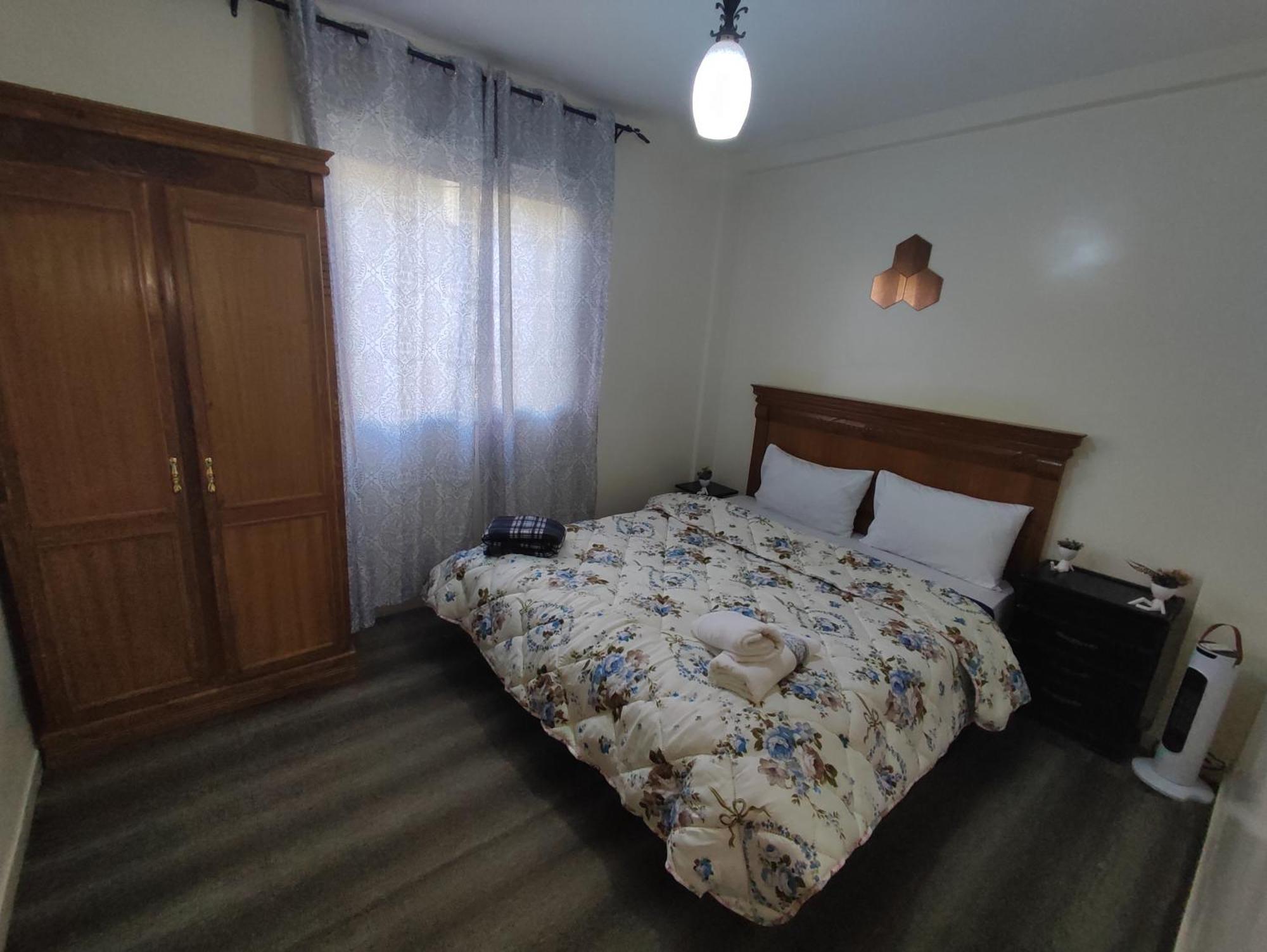 Beautiful Ground-Floor Apartment With Portable Air Conditioning, Parking, And Free Wi-Fi الدار البيضاء المظهر الخارجي الصورة
