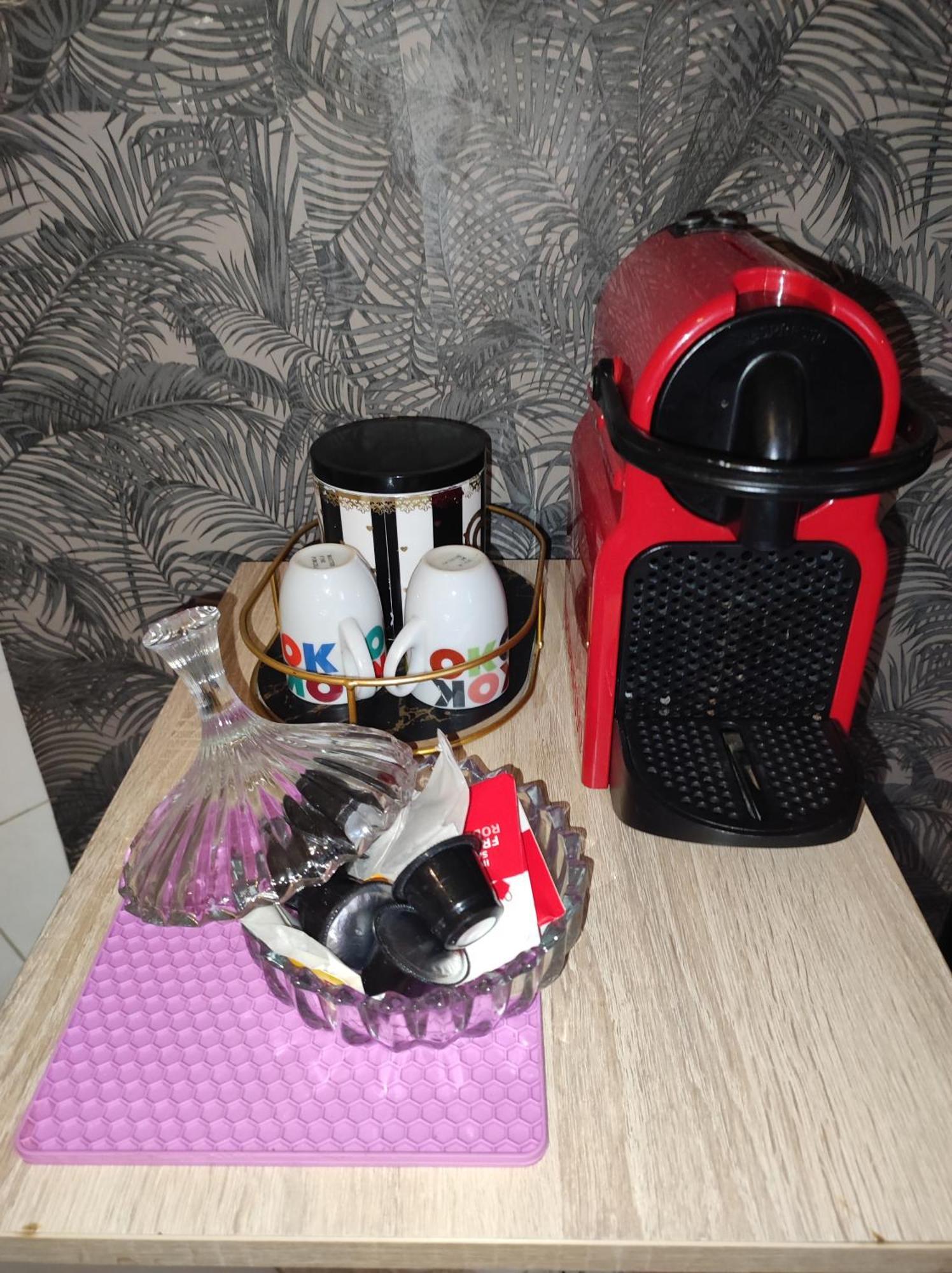 Beautiful Ground-Floor Apartment With Portable Air Conditioning, Parking, And Free Wi-Fi الدار البيضاء المظهر الخارجي الصورة